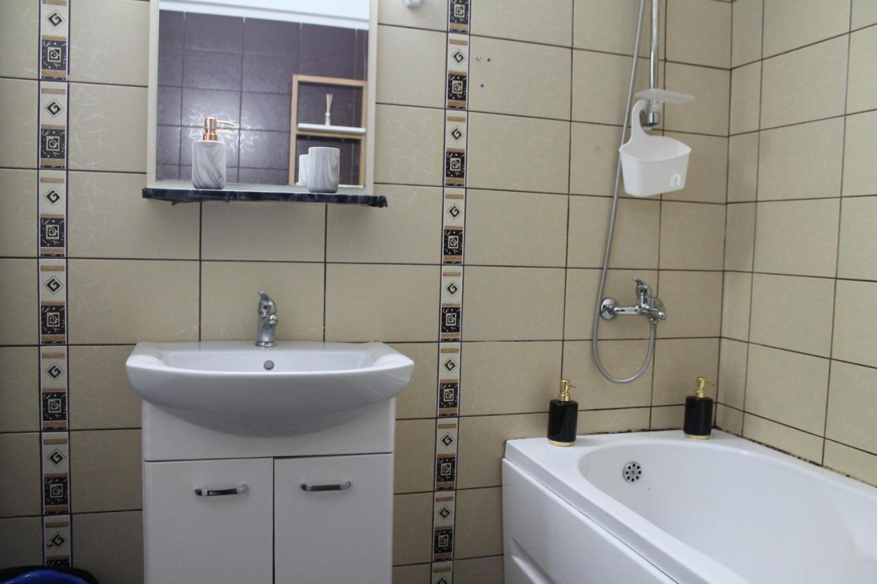 קלוז'-נאפוקה Yua'Shomes-Bussiness And Travel Apartment מראה חיצוני תמונה